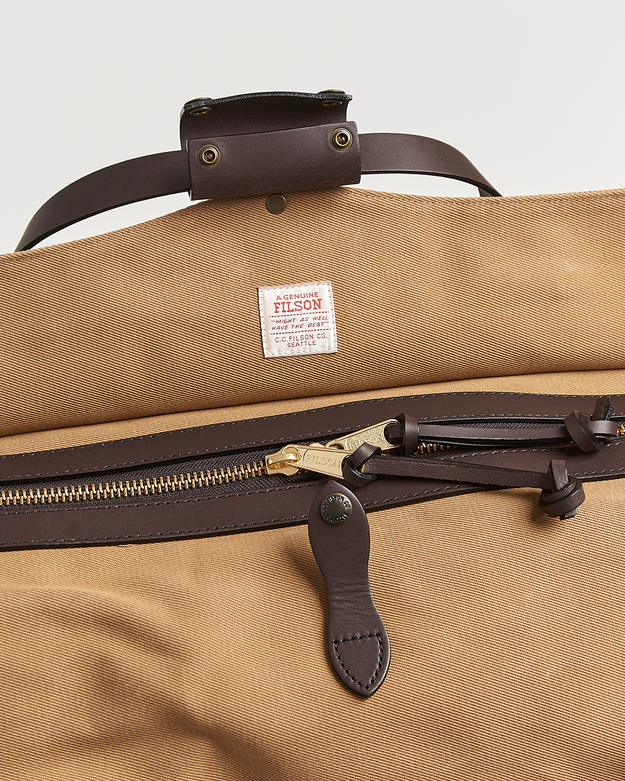 Herr | Väskor | Filson | Rugged Twill Duffle Large Tan