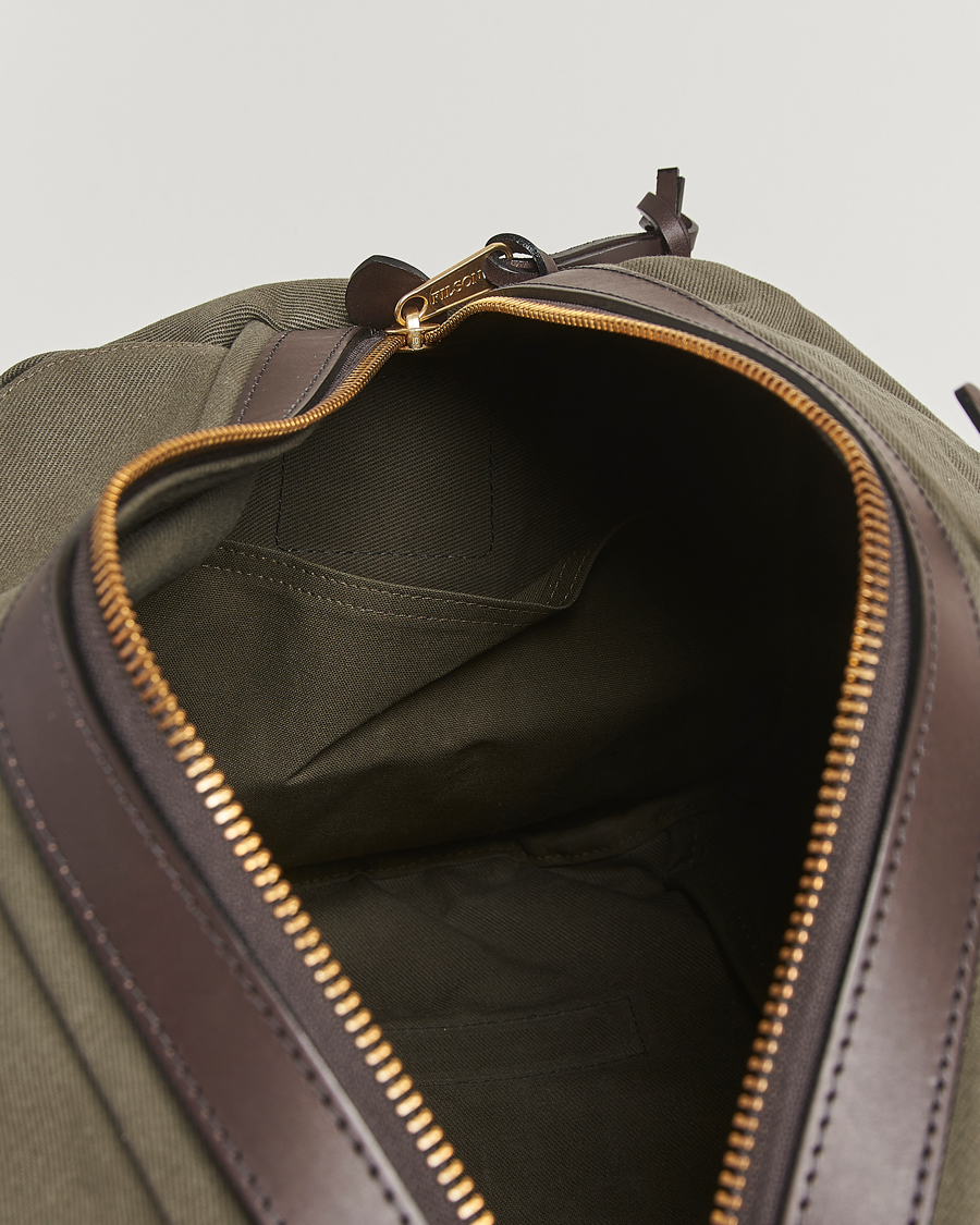 Herr | Väskor | Filson | Duffle Medium Otter Green