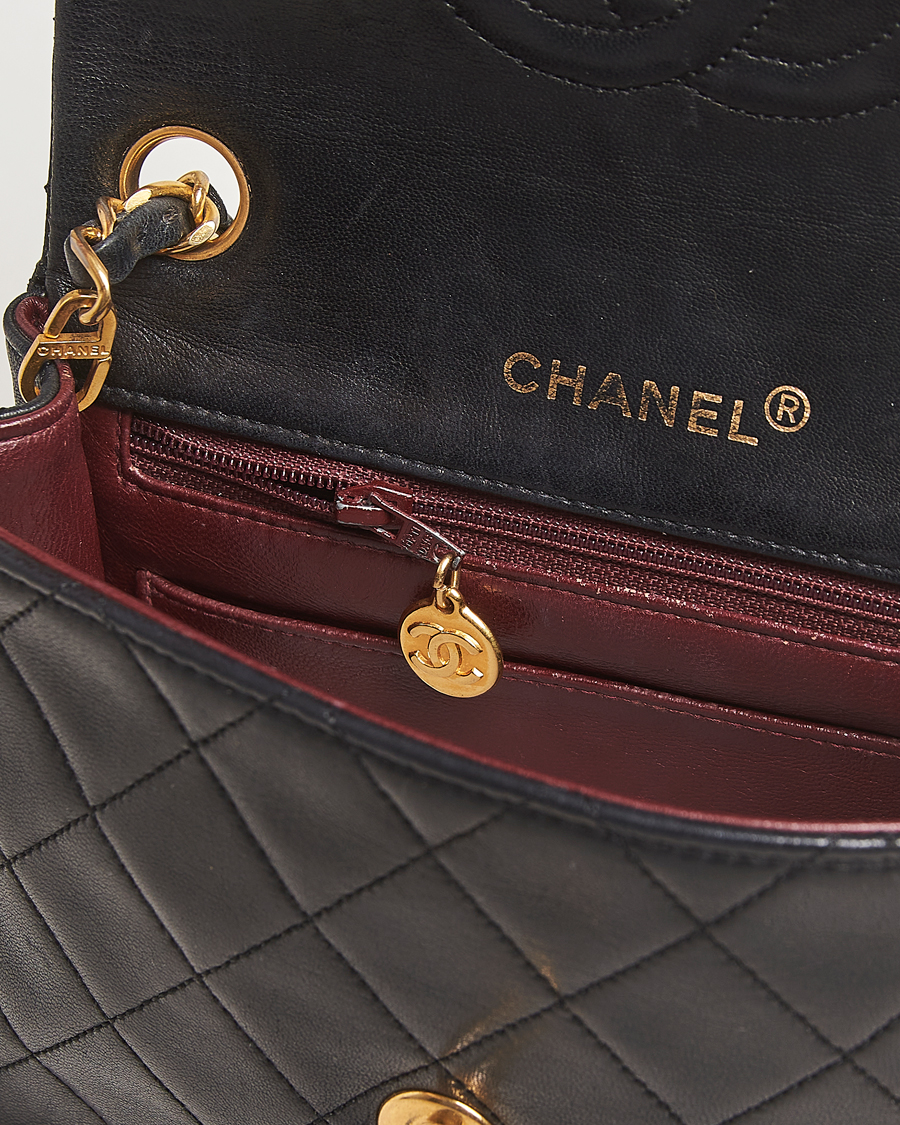 Herr | Chanel Pre-Owned Classic Mini Flap Bag Black | Chanel Pre-Owned | Classic Mini Flap Bag Black