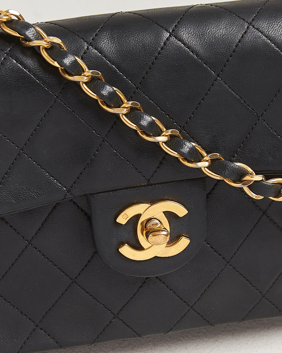 Herr | Chanel Pre-Owned Classic Mini Flap Bag Black | Chanel Pre-Owned | Classic Mini Flap Bag Black