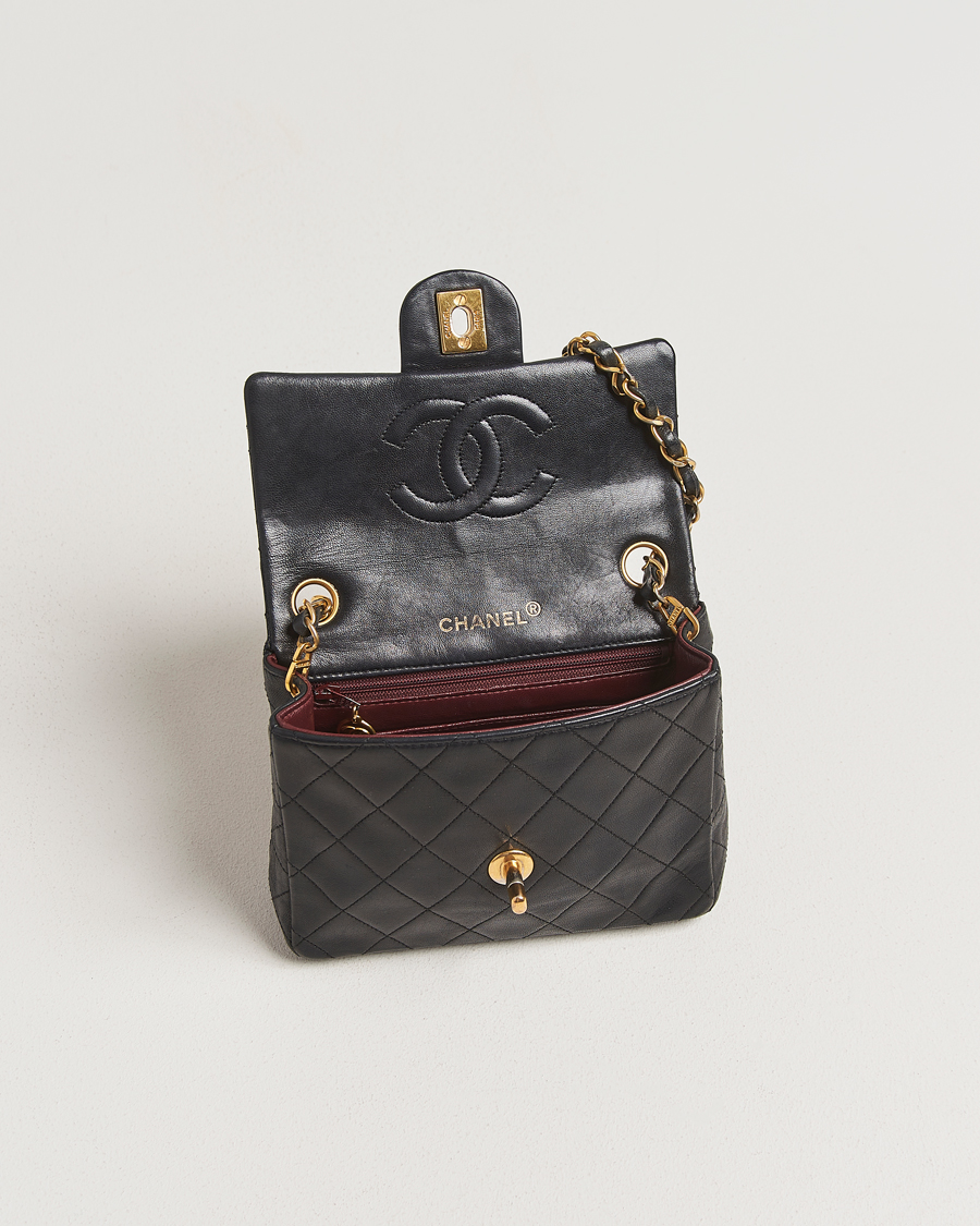 Herr | Chanel Pre-Owned Classic Mini Flap Bag Black | Chanel Pre-Owned | Classic Mini Flap Bag Black