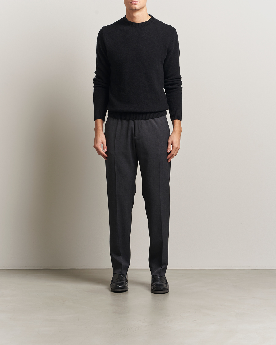 Herr | Byxor | Filippa K | Theo Relaxed Wool Trousers Mid Grey