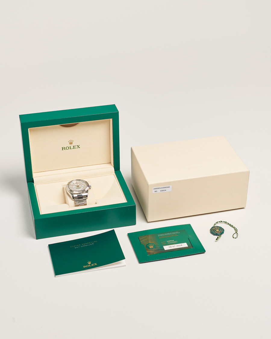 Herr | Rolex Pre-Owned Sky Dweller | Rolex Pre-Owned | Sky Dweller