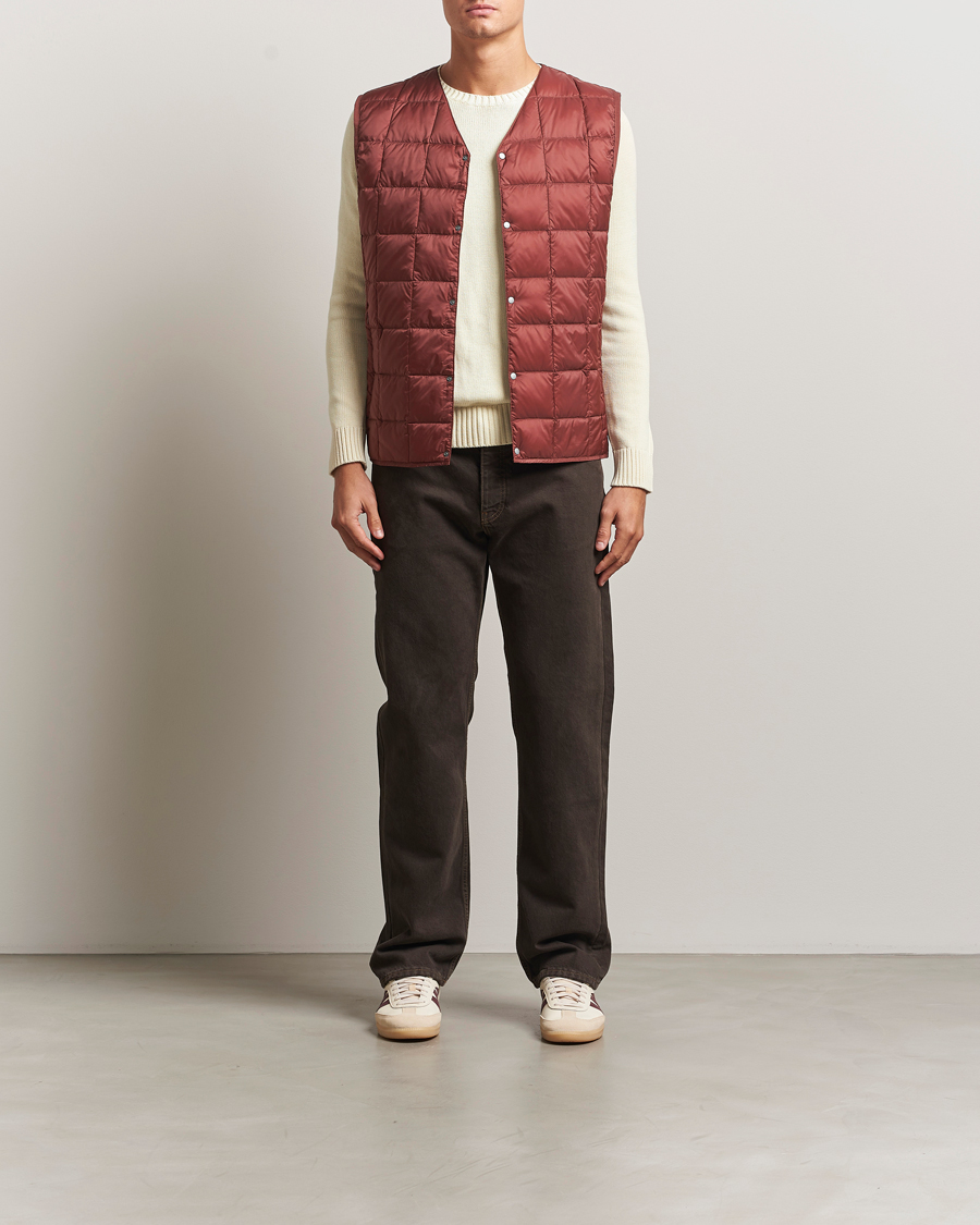 Herr | Jackor | TAION | V-Neck Lightweight Down Vest Dark Red