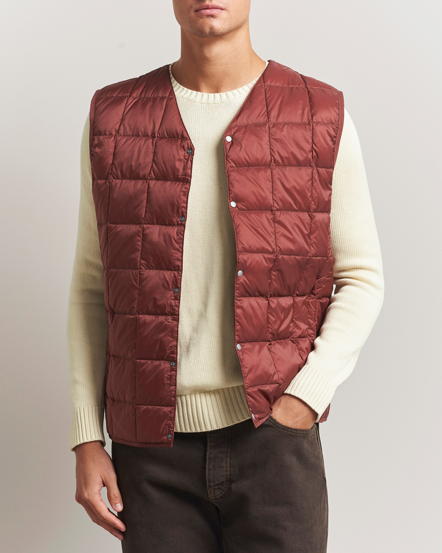Herr | Jackor | TAION | V-Neck Lightweight Down Vest Dark Red