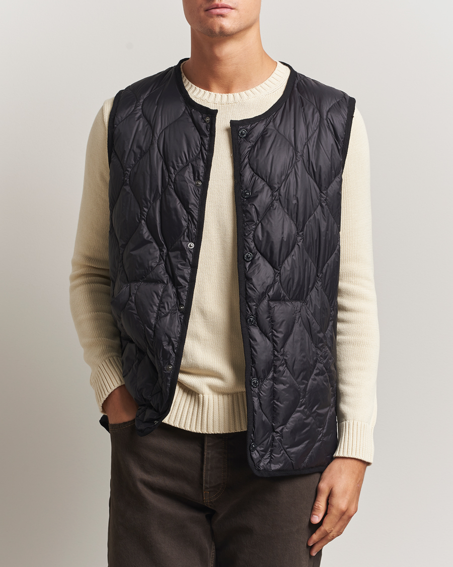 Herr | Västar | TAION | Military Crew Neck Down Vest Black