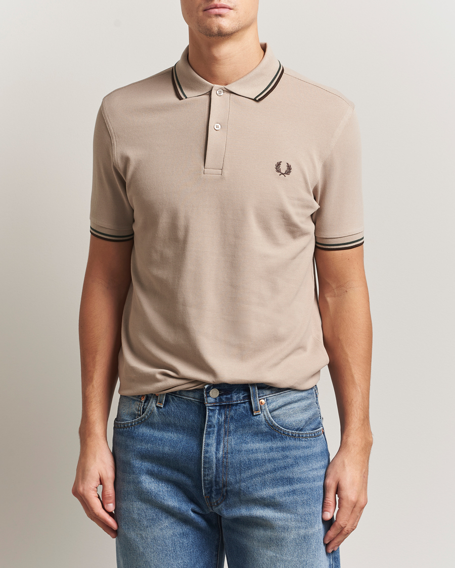 Herr | Pikéer | Fred Perry | Twin Tipped Shirt Warm Oat