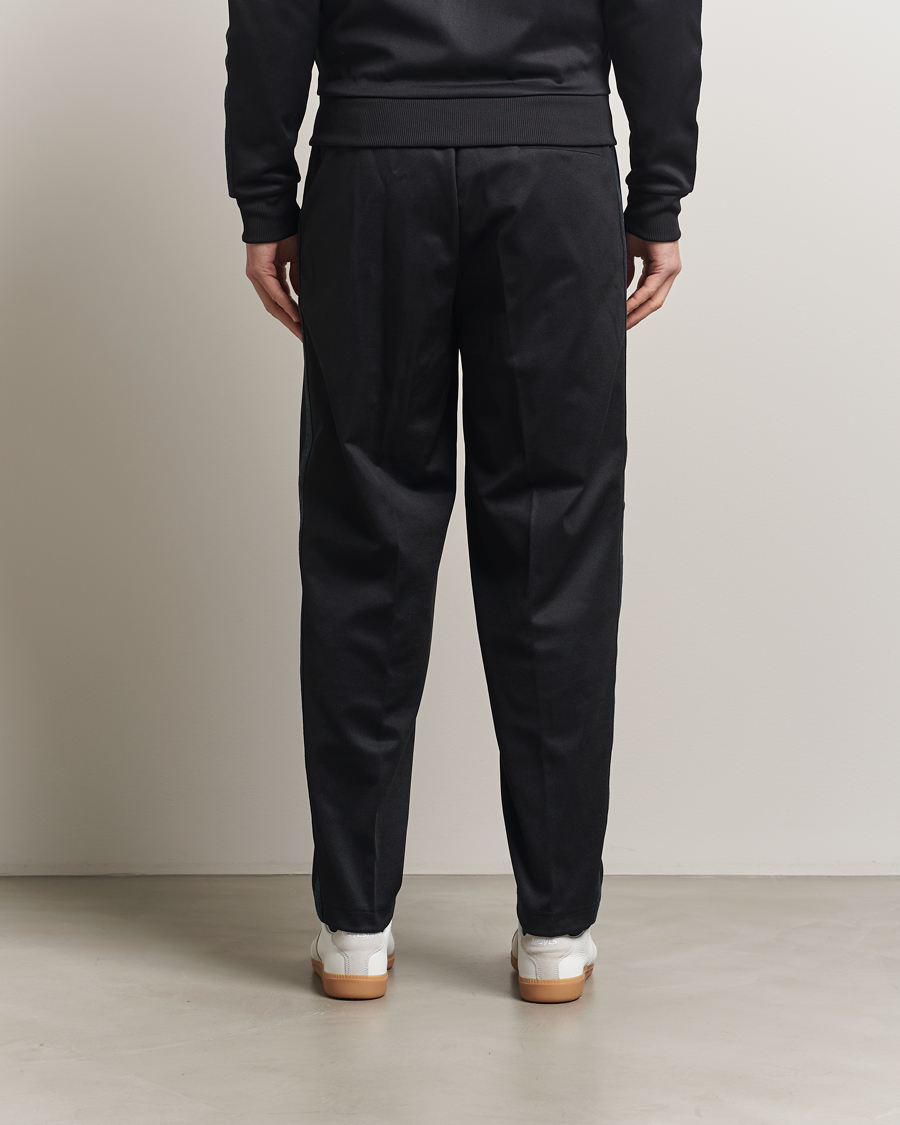 Herr | Byxor | Fred Perry | Blackwatch Tartan Taped Track Pants Black