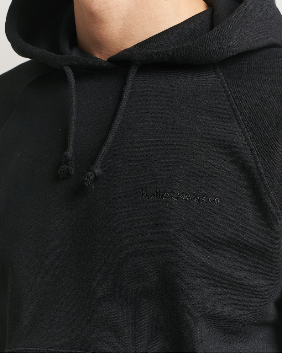 Herr | Tröjor | Nudie Jeans | Gunde Logo Hoodie Black