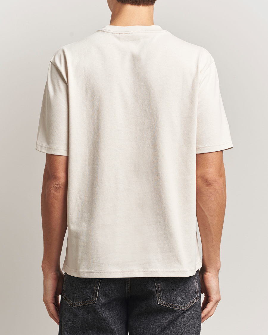 Herr | T-Shirts | J.Lindeberg | Hale Printed Crew Neck T-Shirt Moonbeam