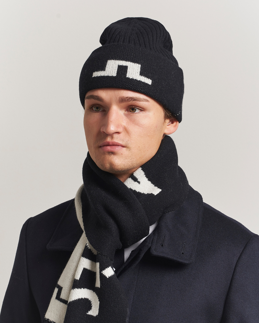 Herr | Mössor | J.Lindeberg | Arther Graphic Beanie Black