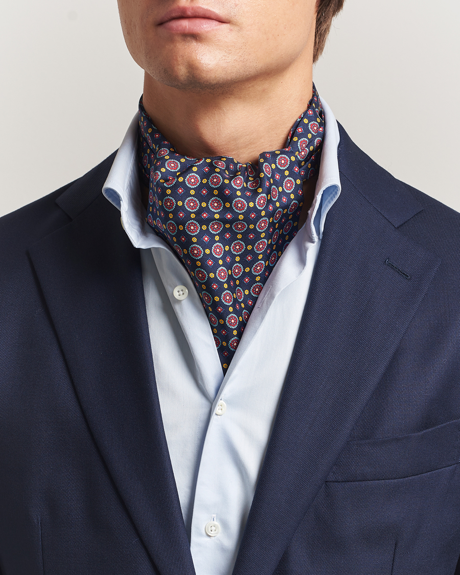 Herr | Scarves | Amanda Christensen | Silk Twill Medallion Ascot Navy