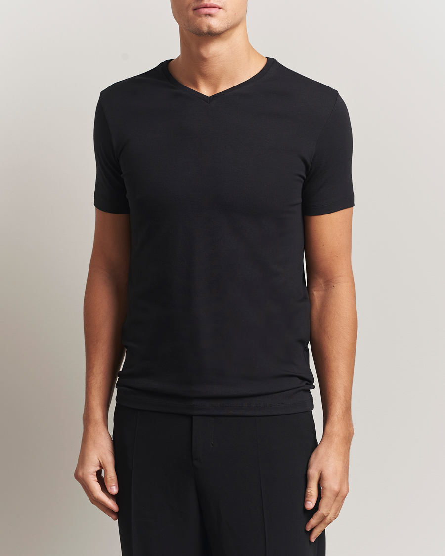 Herr | T-Shirts | Falke | 2-Pack Cotton V-Neck T-Shirt Black