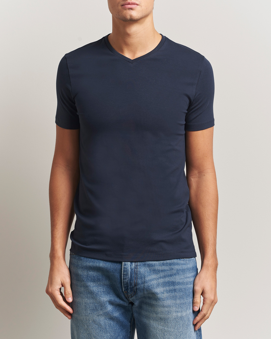 Herr | T-Shirts | Falke | 2-Pack Cotton V-Neck T-Shirt Midnight