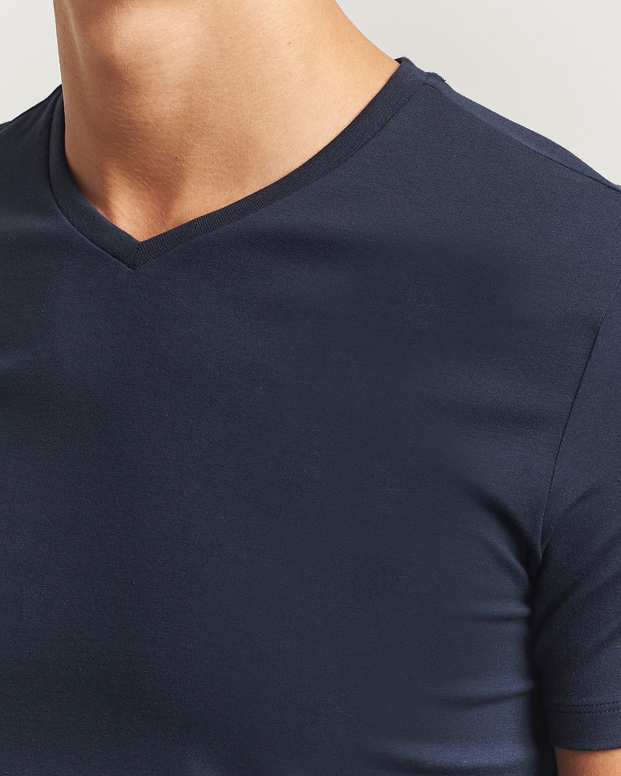Herr | T-Shirts | Falke | 2-Pack Cotton V-Neck T-Shirt Midnight