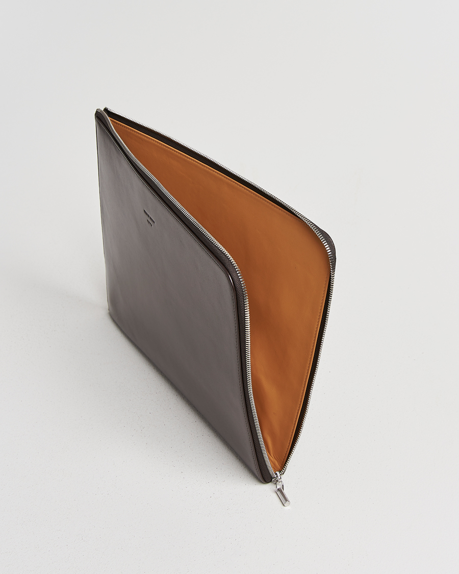 Herr | Väskor | Tiger of Sweden | Vitama Leather Portfolio Dark Brown