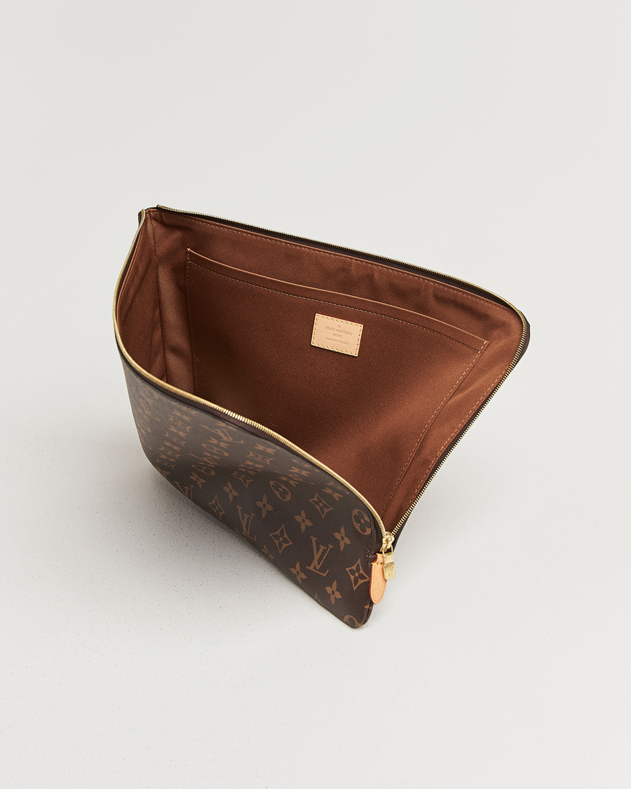 Herr | Pre-Owned & Vintage Bags | Louis Vuitton Pre-Owned | Posh Document Bag Monogram