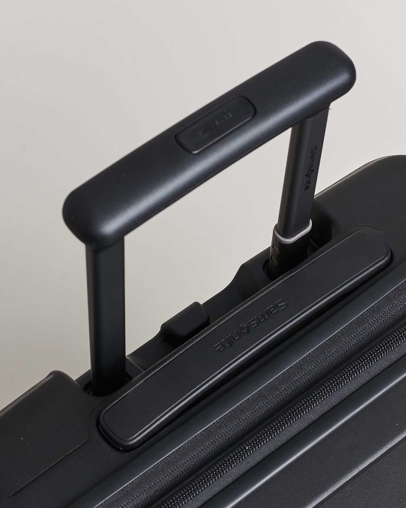 Herr | Väskor | Samsonite | Paralux 55cm Front Acess Carry-On Black