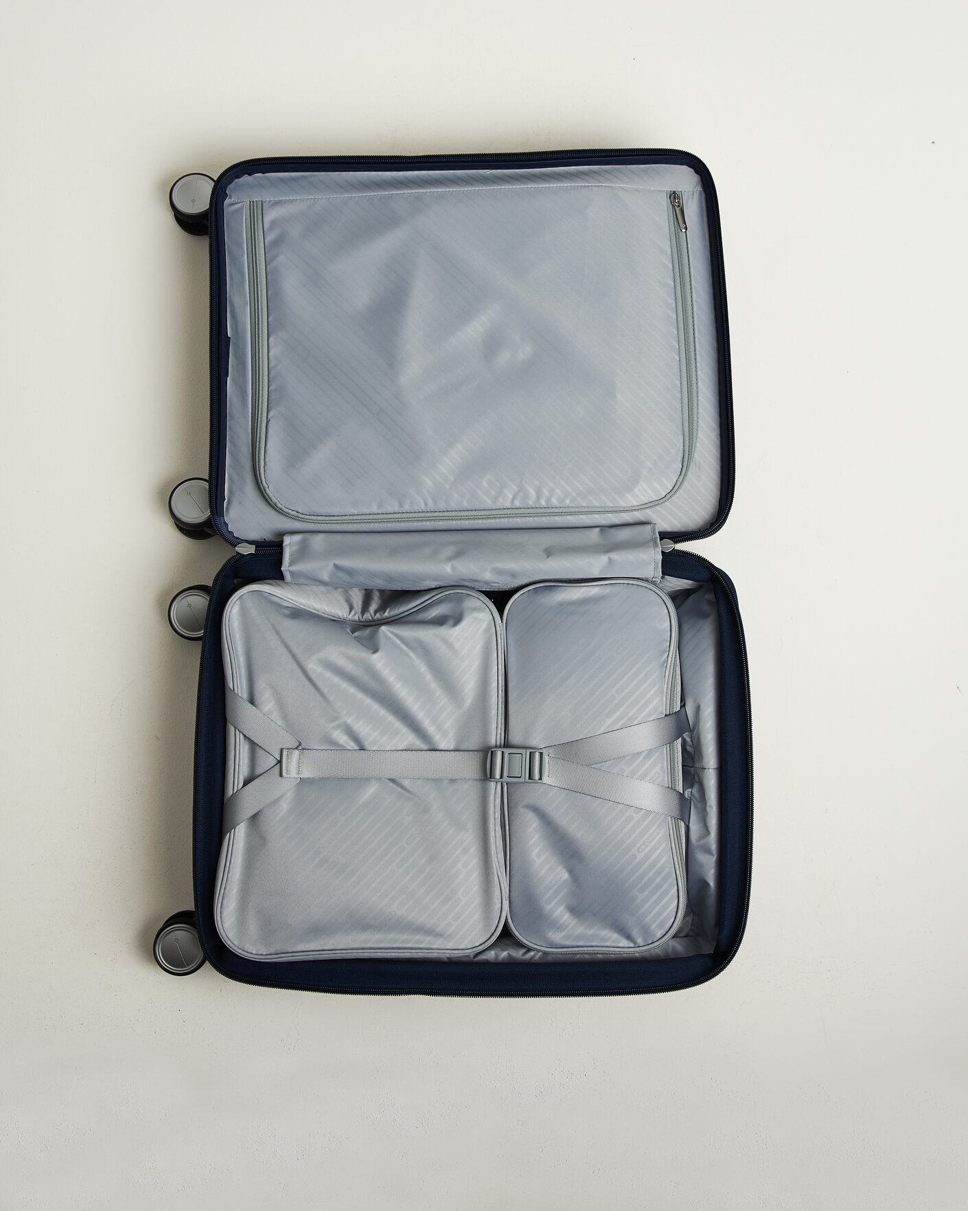 Herr | Väskor | Samsonite | Paralux 55cm Front Acess Carry-On Midnight