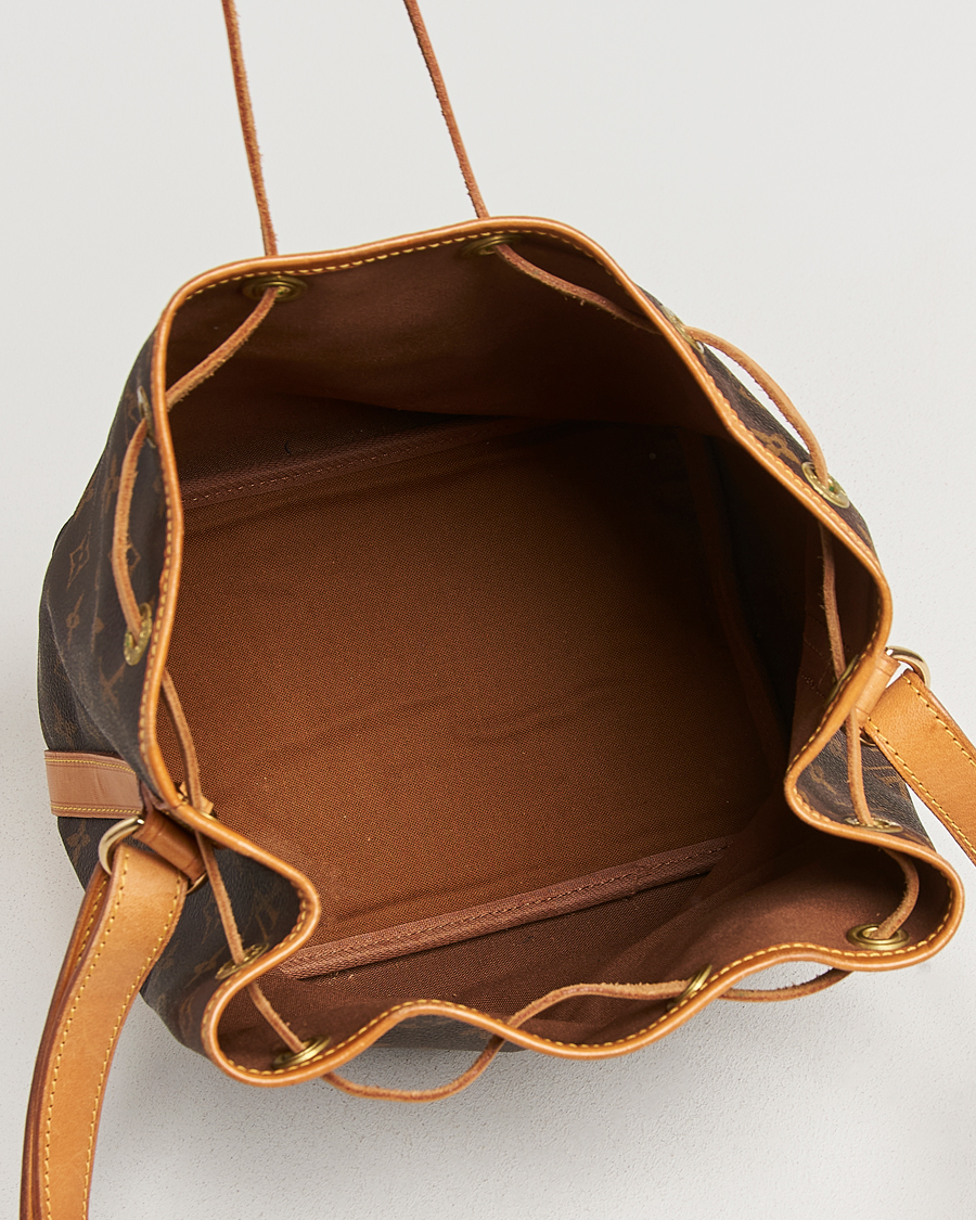 Herr | Louis Vuitton Pre-Owned Petit Noè Monogram | Louis Vuitton Pre-Owned | Petit Noè Monogram