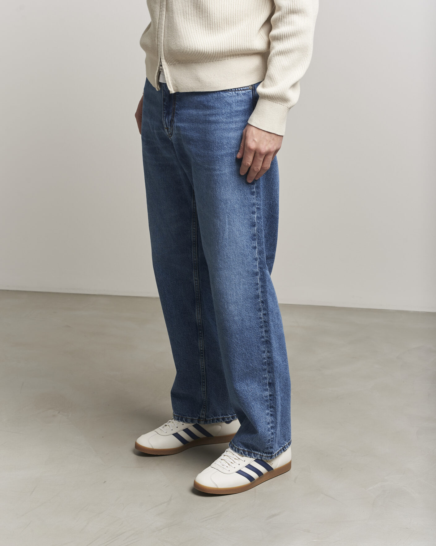 Herr | Sneakers | adidas Originals | Gazelle Sneaker White/Dark Blue