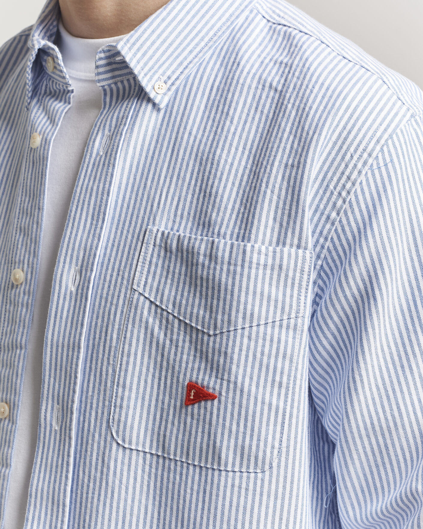 Herr | Skjortor | Forét | Flag Regular Fit Pocket Oxford Shirt Blue Stripe