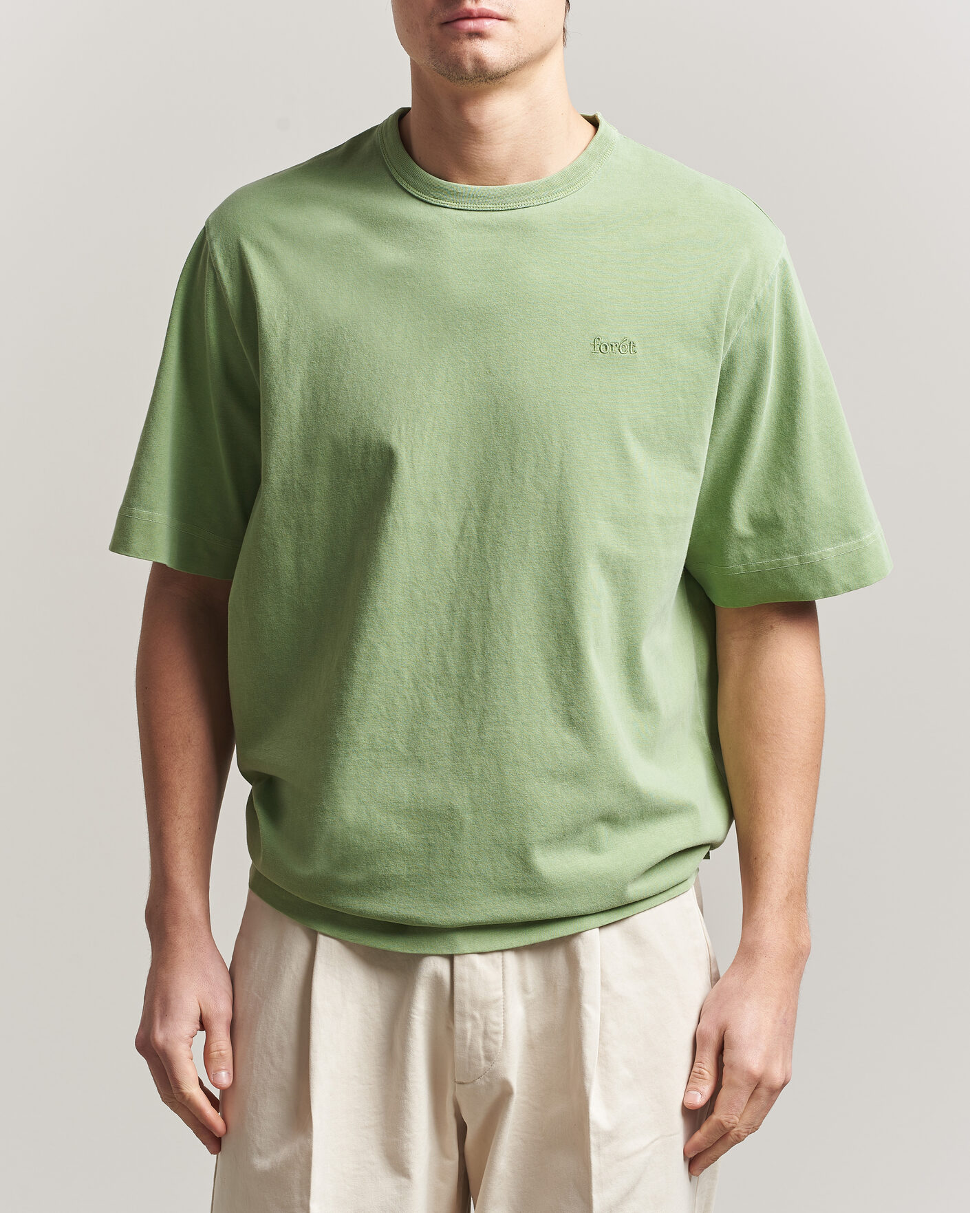 Herr | T-Shirts | Forét | Park Loose Fit T-Shirt Vibrant Moss