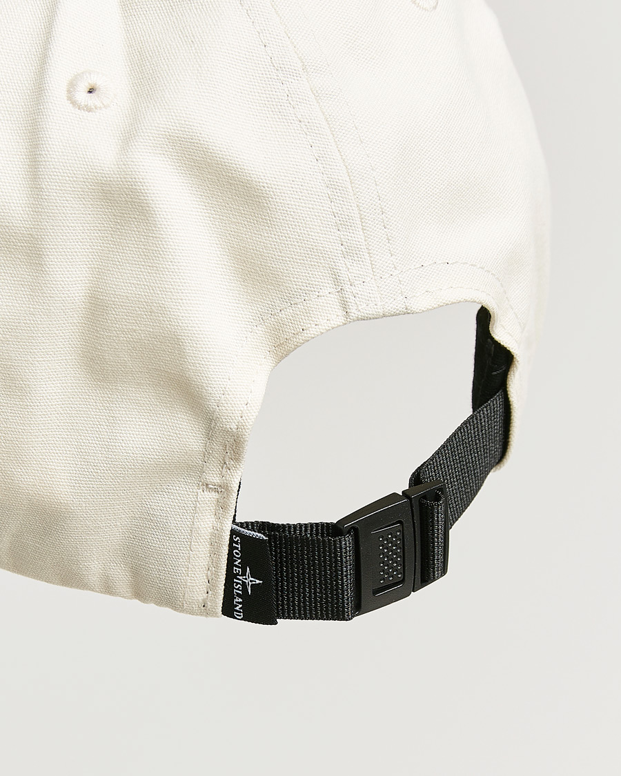 Herr | Hattar & kepsar | Stone Island | Classic Cotton Logo Cap Ivory