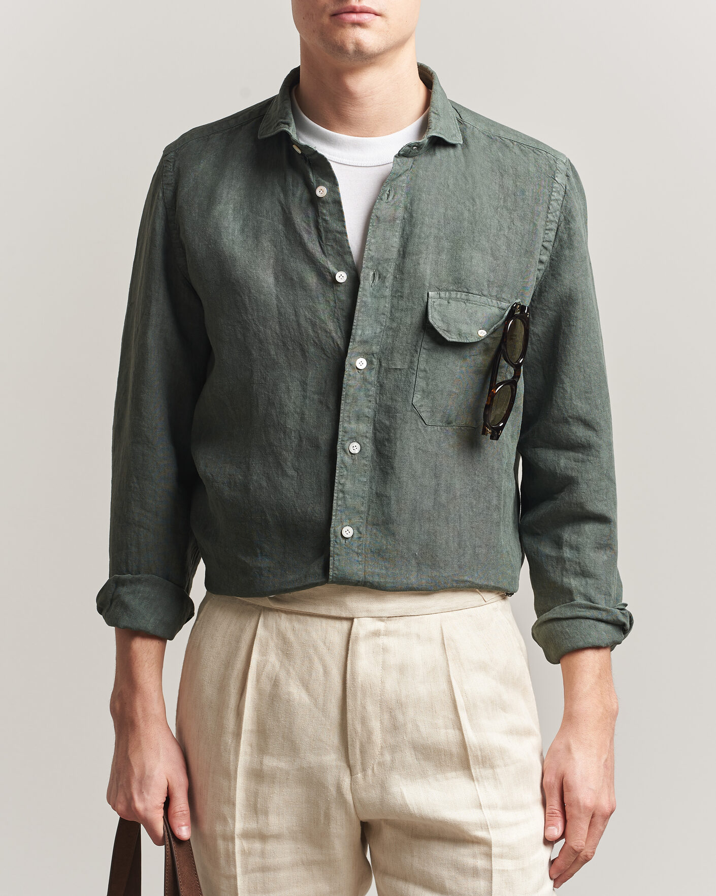 Herr | Skjortor | Finamore Napoli | Salina Garment Dyed Linen Overshirt Dark Green