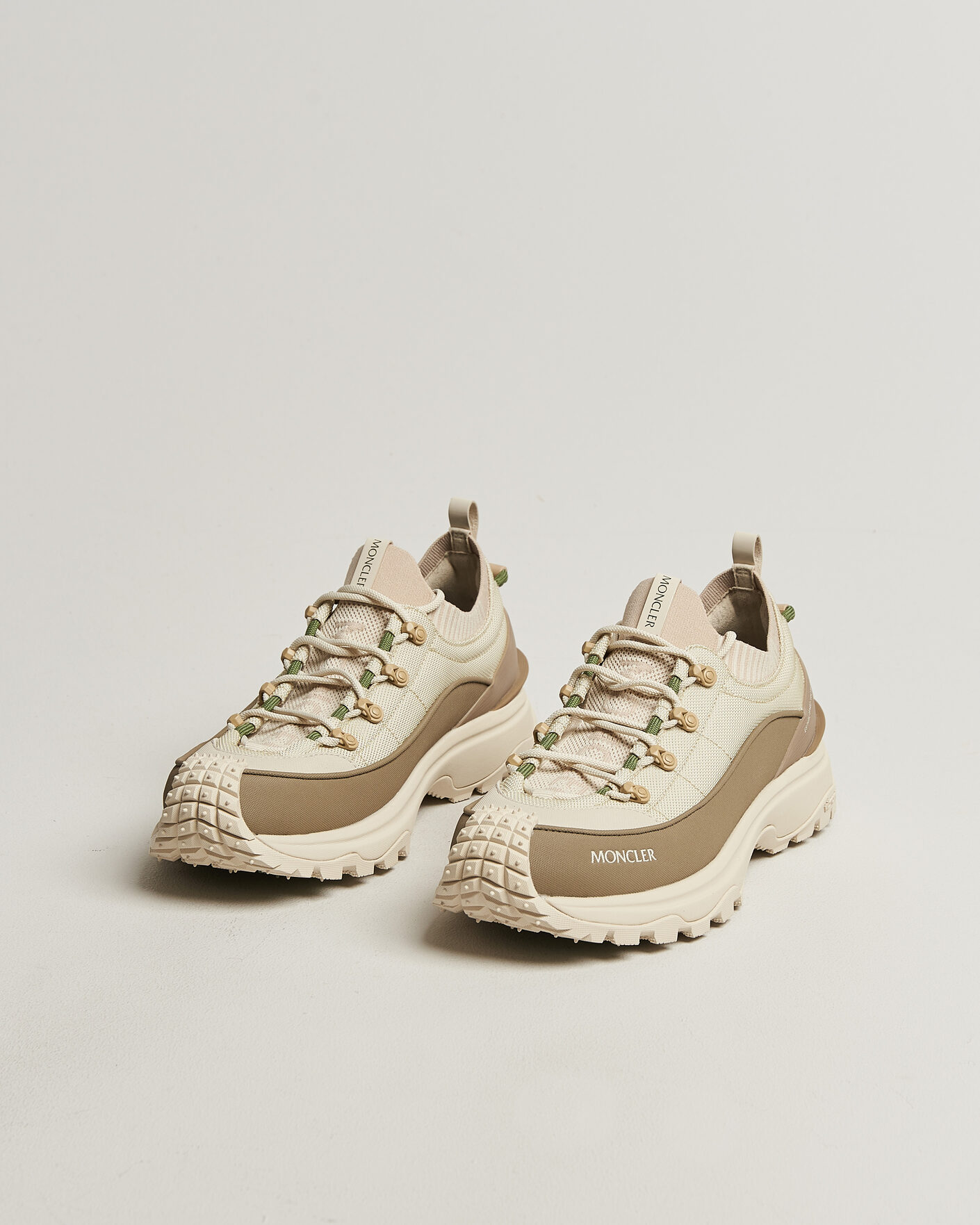 Herr | Trail Sneakers | Moncler | Trailgrip Lite Sneakers Off White