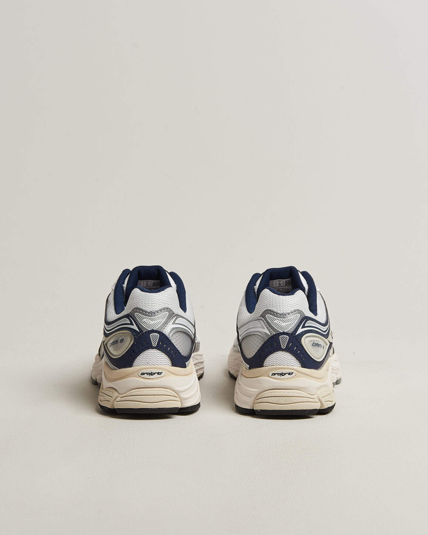Herr | Sneakers | Saucony | Progrid Omni 9 Running Sneaker White/Navy