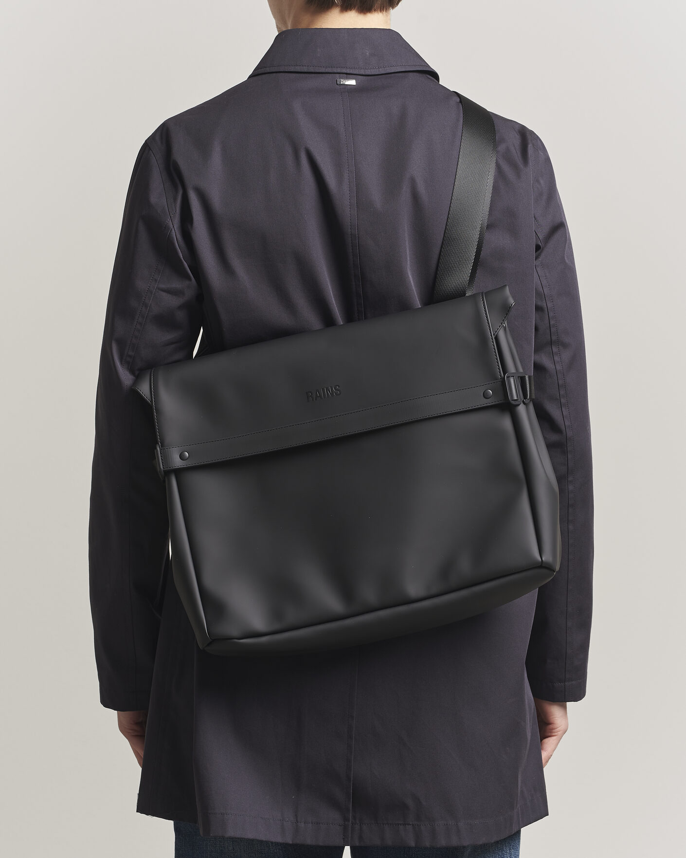 Herr | Väskor | RAINS | OTG Messenger Bag Black