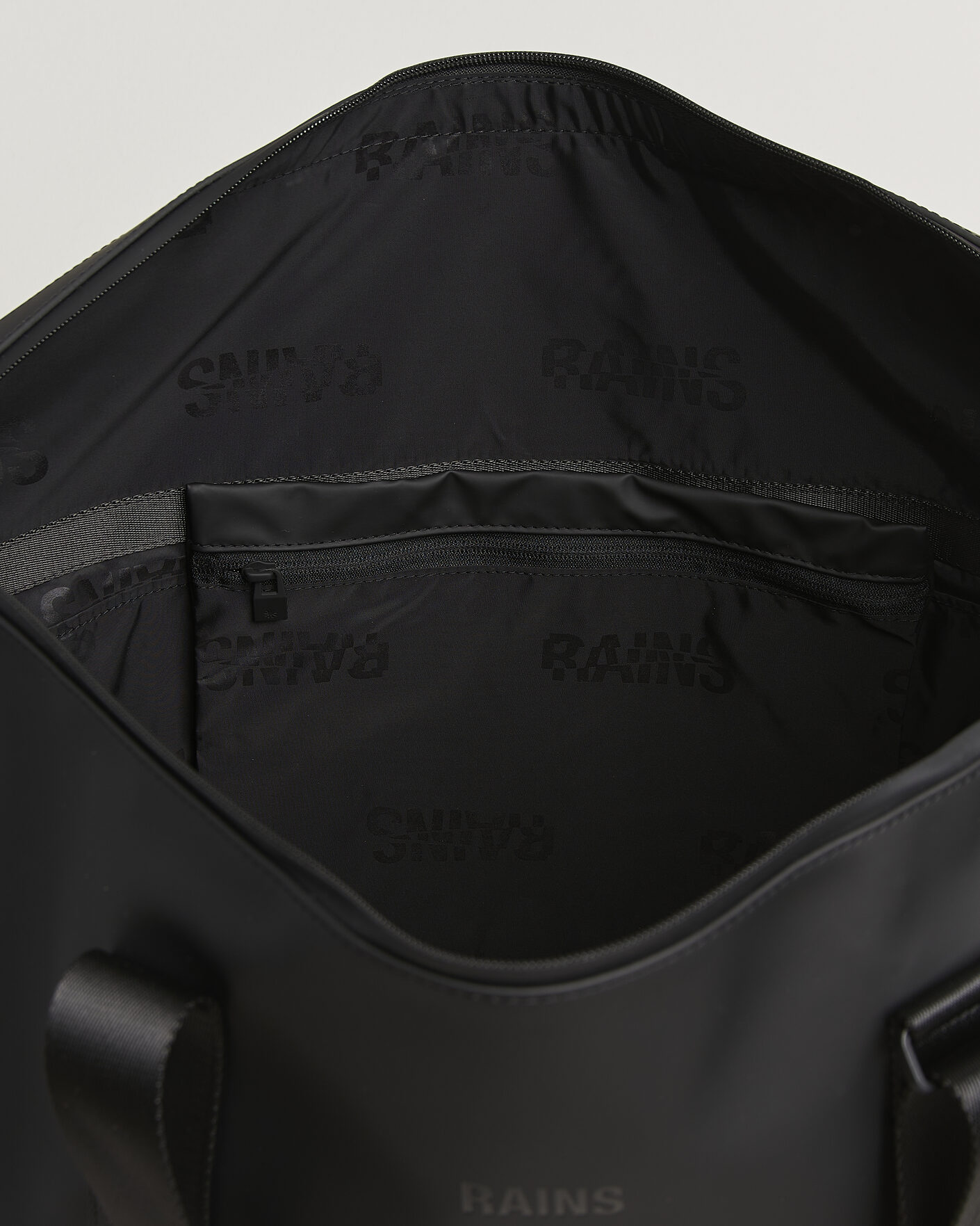 Herr | Väskor | RAINS | OTG Weekendbag Black