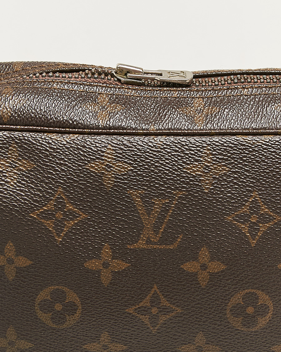 Herr | Pre-Owned & Vintage Bags | Louis Vuitton Pre-Owned | Trousse Toilette 23 Monogram