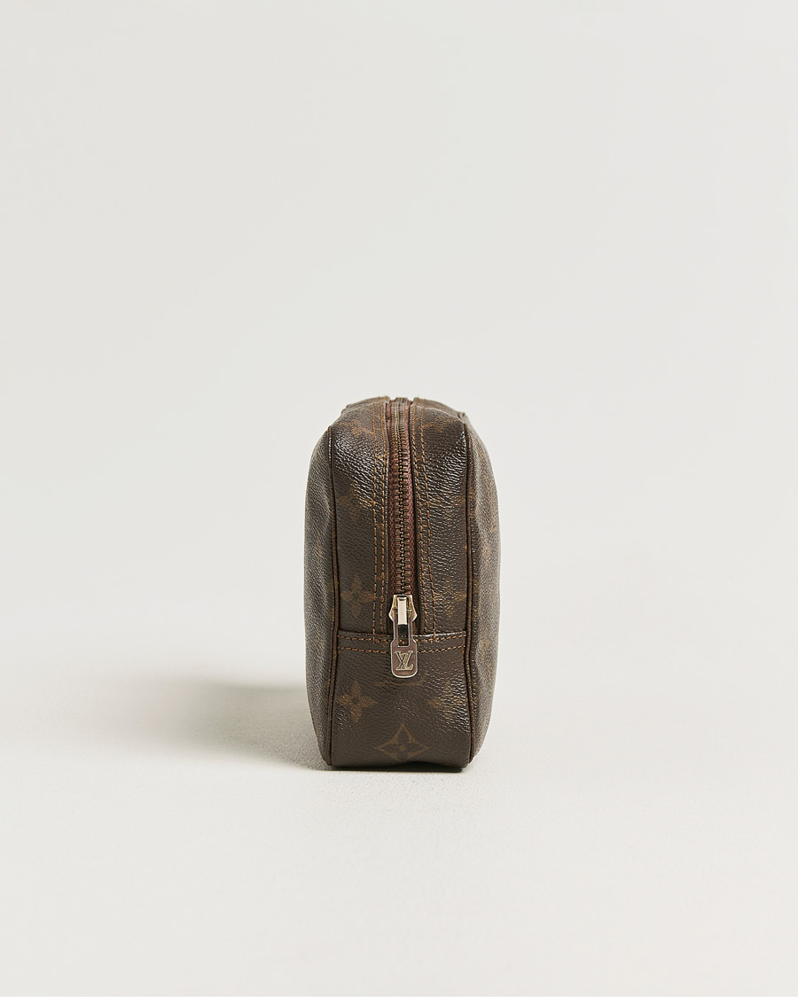 Herr | Pre-Owned & Vintage Bags | Louis Vuitton Pre-Owned | Trousse Toilette 23 Monogram