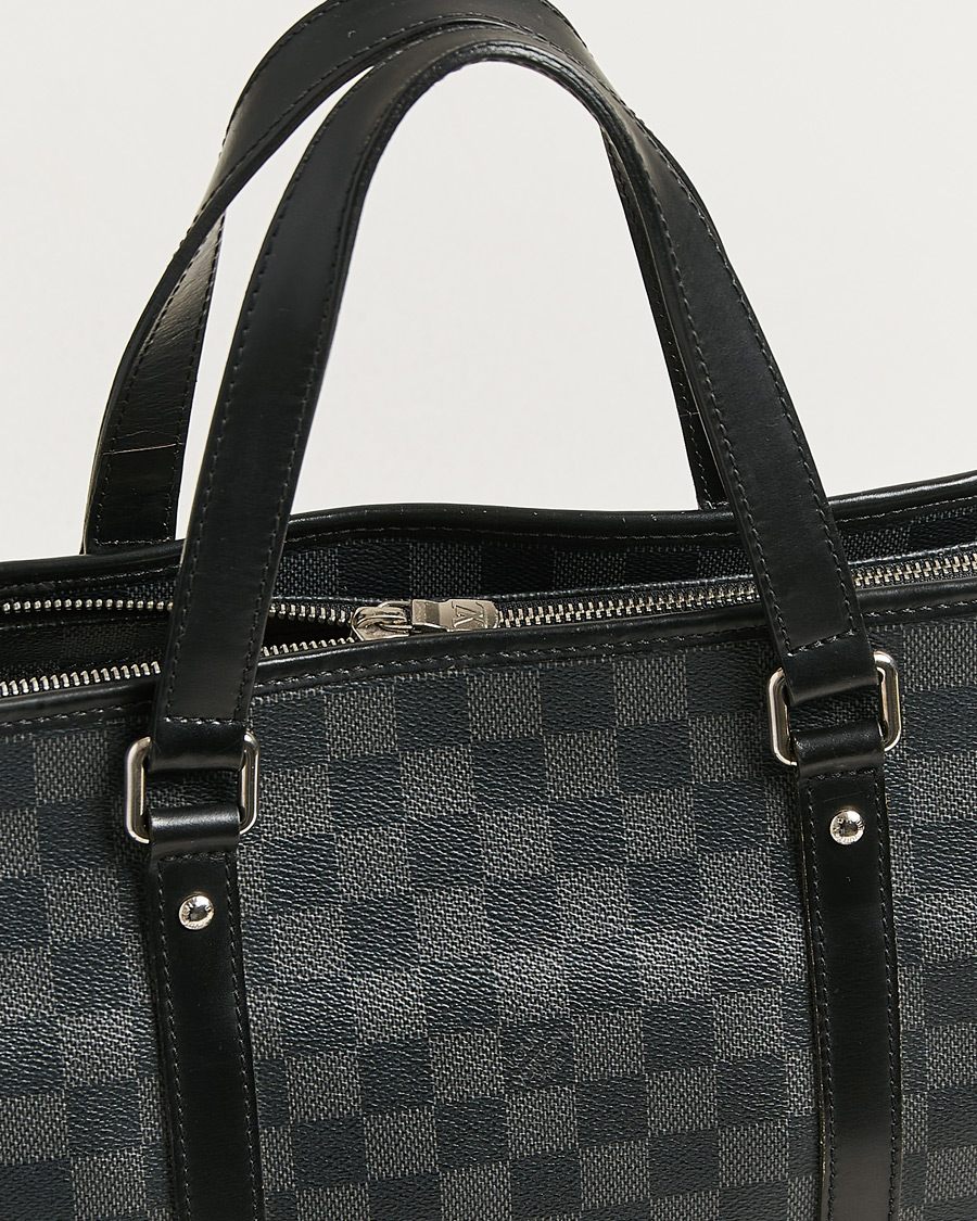 Herr | Pre-Owned & Vintage Bags | Louis Vuitton Pre-Owned | Tadao Tote Bag Damier Graphite