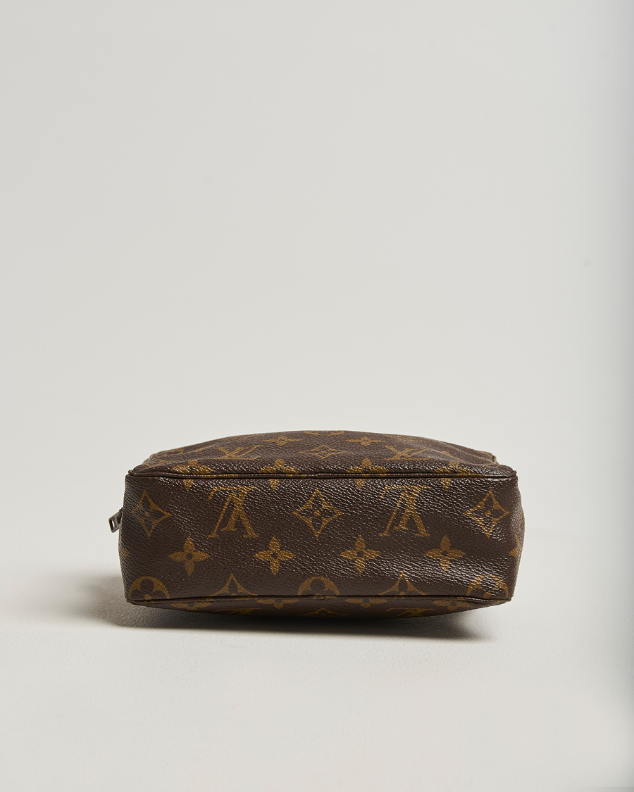 Herr | Pre-Owned & Vintage Bags | Louis Vuitton Pre-Owned | Trousse Toilette 18 Monogram