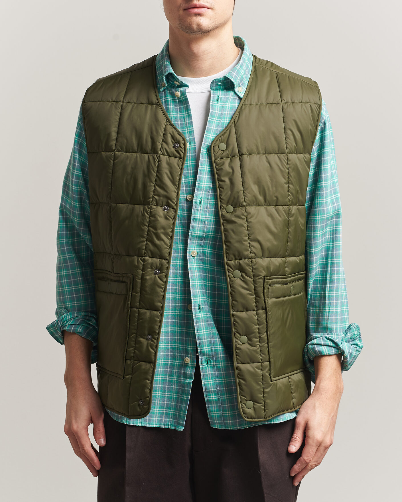 Herr | Västar | LES DEUX | Matt Quilted Vest Olive Night