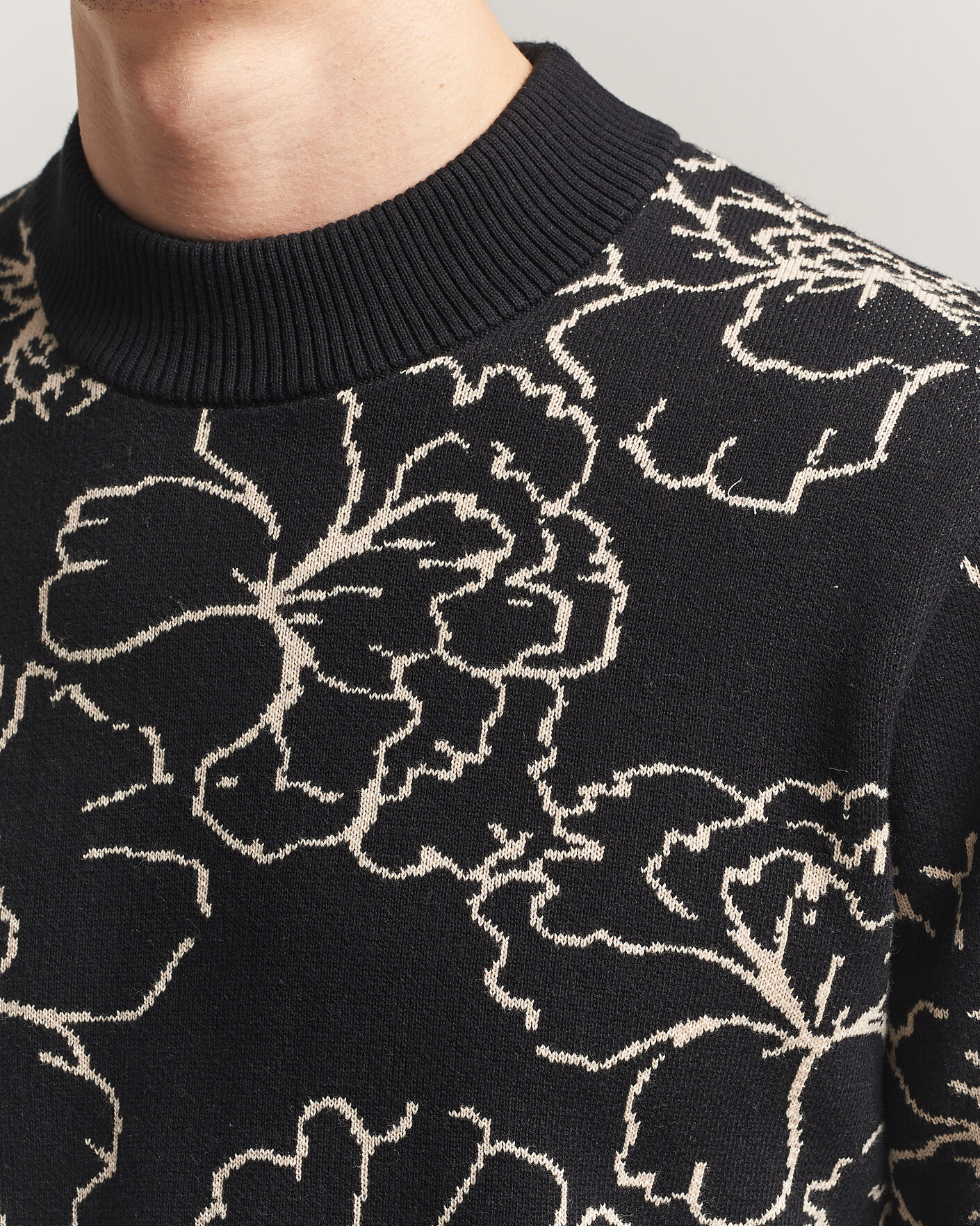 Herr | Tröjor | LES DEUX | Gaston Poppy Jaquard Knit Black