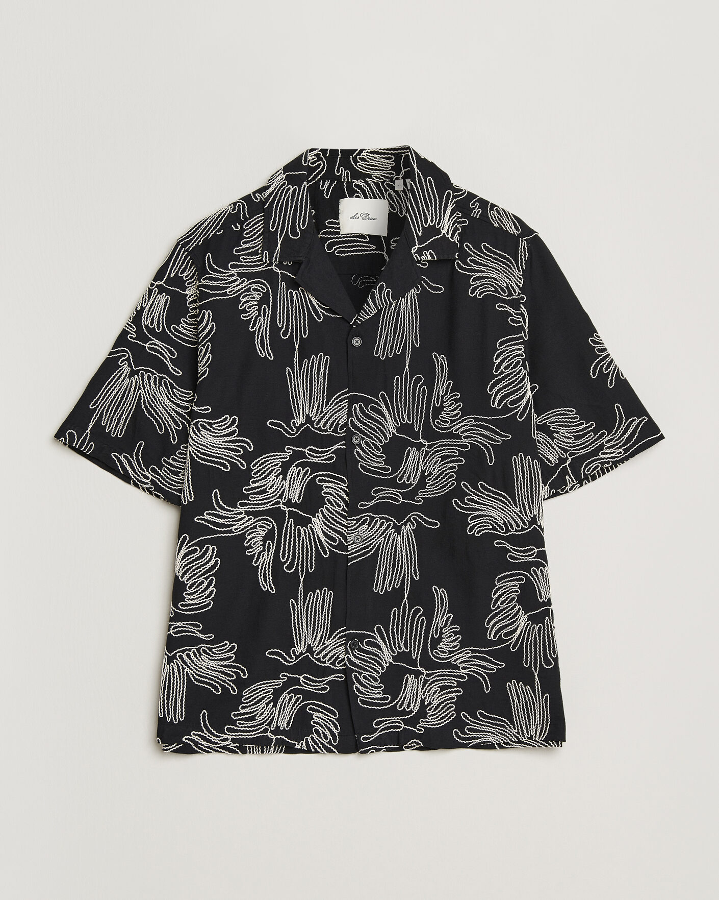 Herr | Skjortor | LES DEUX | Liam AOE Flower Short Sleeve Shirt Black