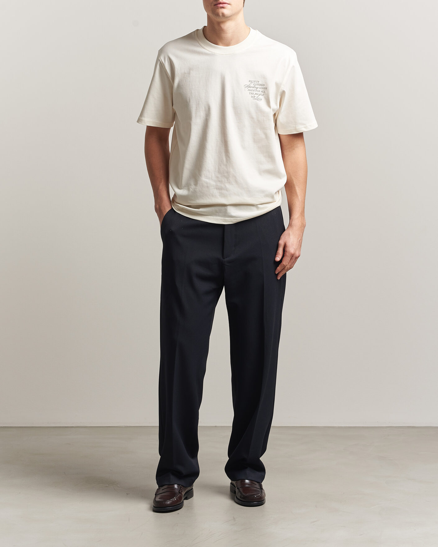 Herr | Byxor | LES DEUX | Como Solid Slack Pants Dark Navy