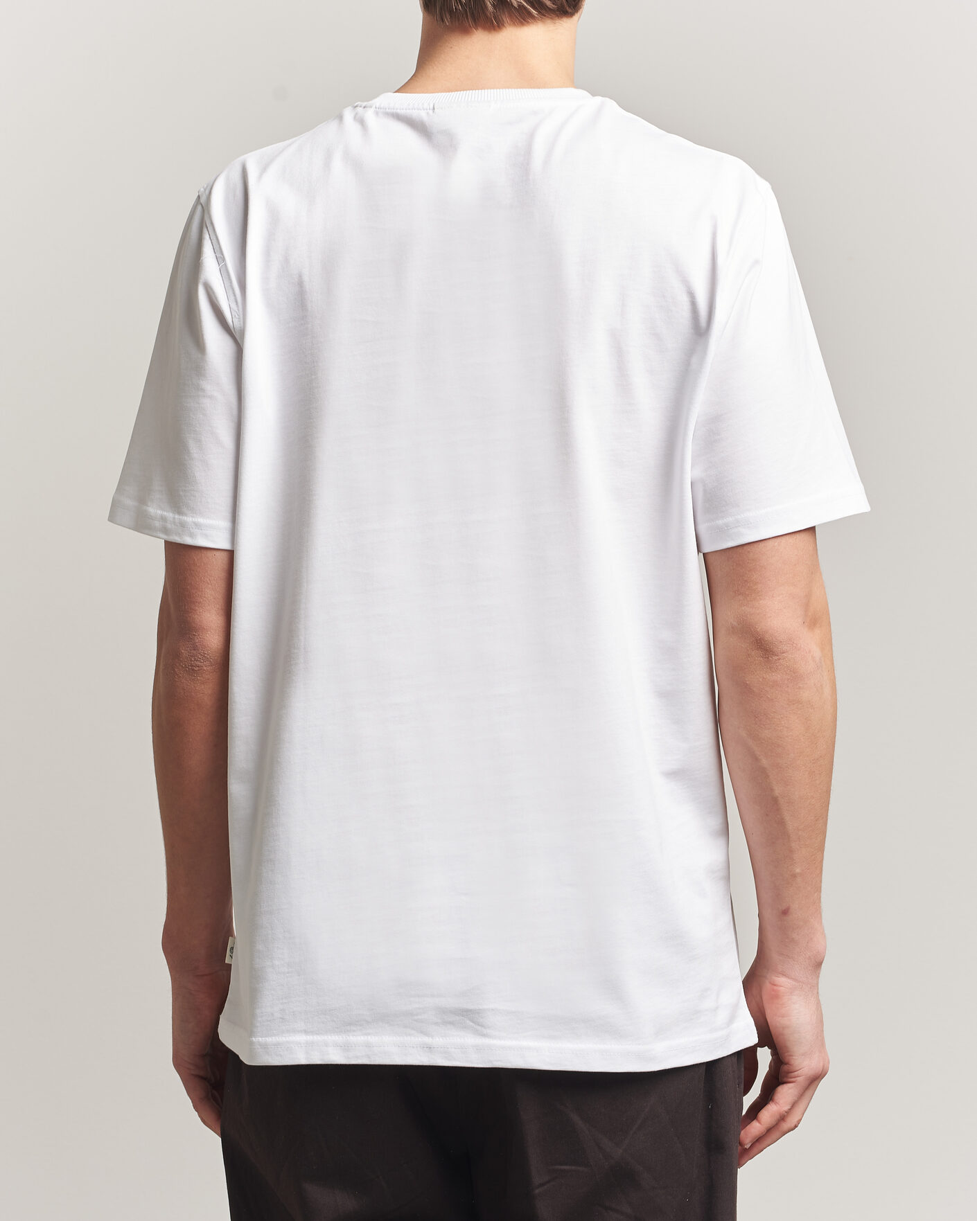 Herr | T-Shirts | LES DEUX | Brday Emblem T-Shirt White