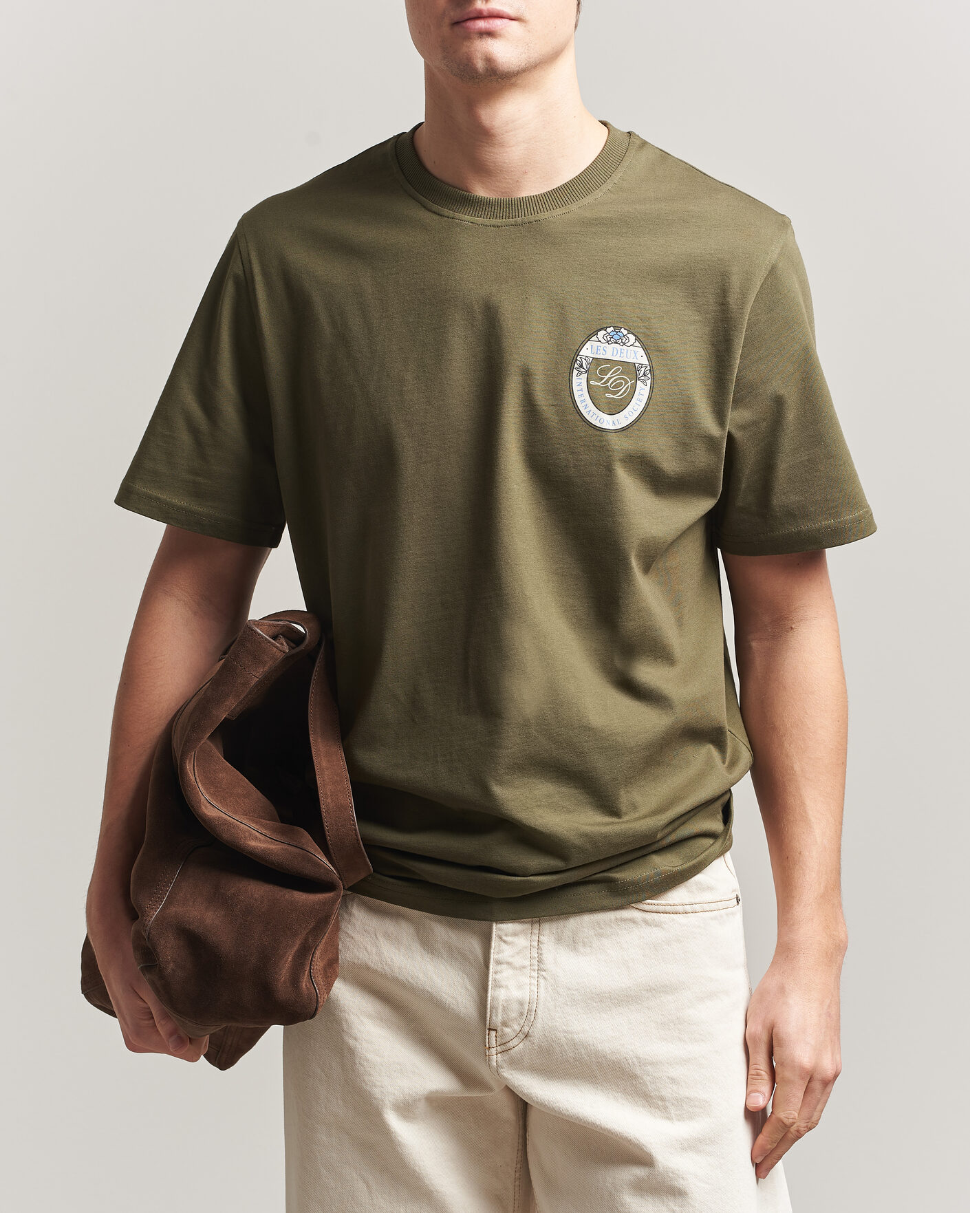 Herr | T-Shirts | LES DEUX | Brday Emblem T-Shirt Olive Night Green