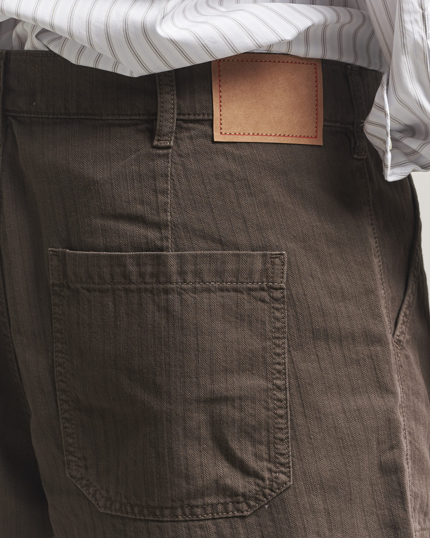 Herr | Shorts | Jeanerica | Genua Worker Chino Shorts Chevron Brown