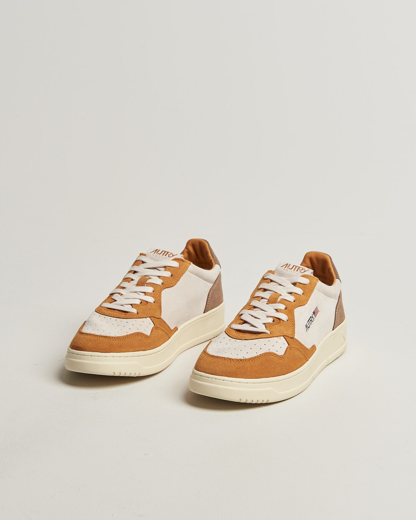 Herr | Sneakers | Autry | Medalist Low Suede Mix Sneaker Antilop/White/Brown