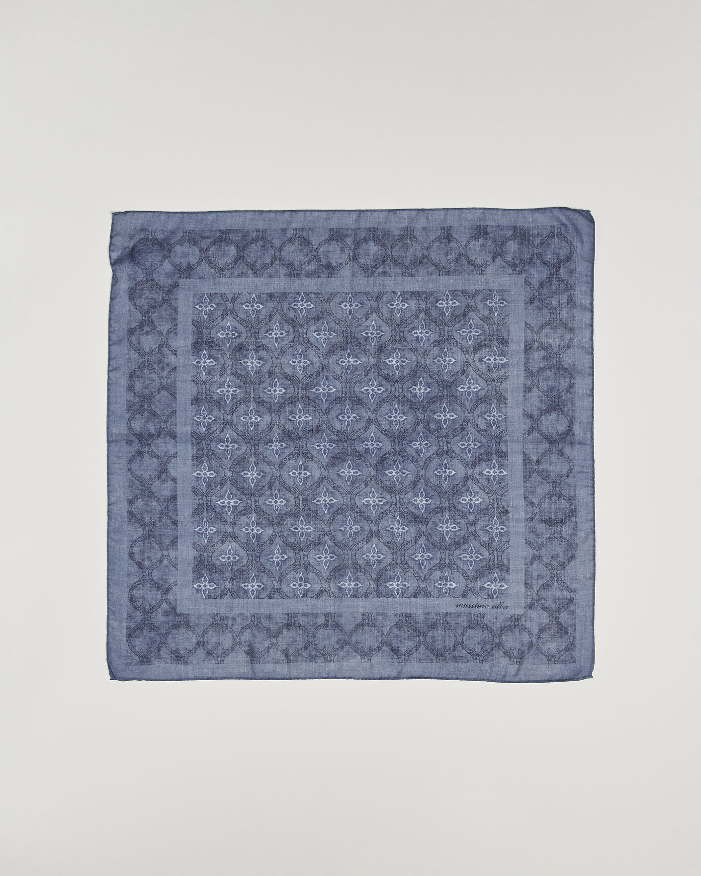 Herr | Scarves | Massimo Alba | Cashmere/Silk Bandana Navy