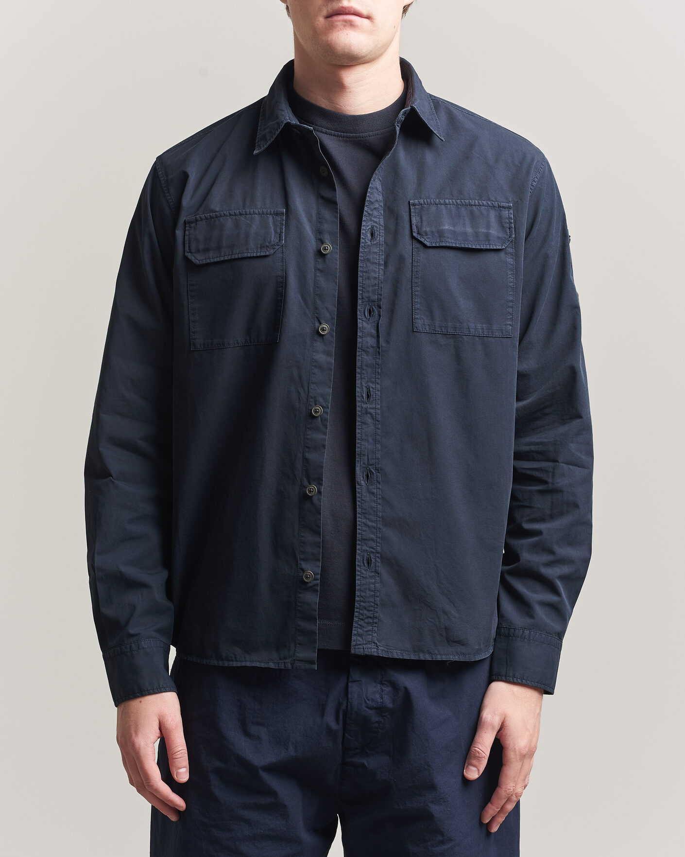 Herr | Skjortor | C.P. Company | Organic Gabardine Pocket Shirt Navy