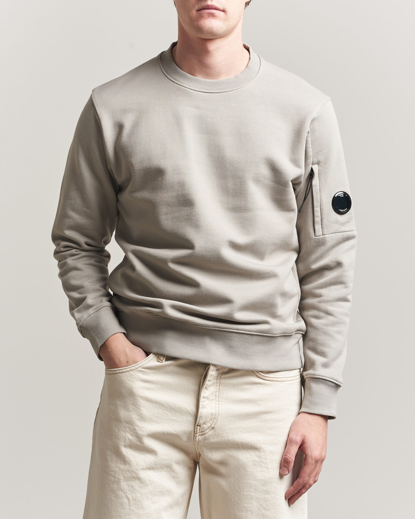 Herr | Tröjor | C.P. Company | Diagonal Raised Fleece Lens Sweatshirt Light Grey