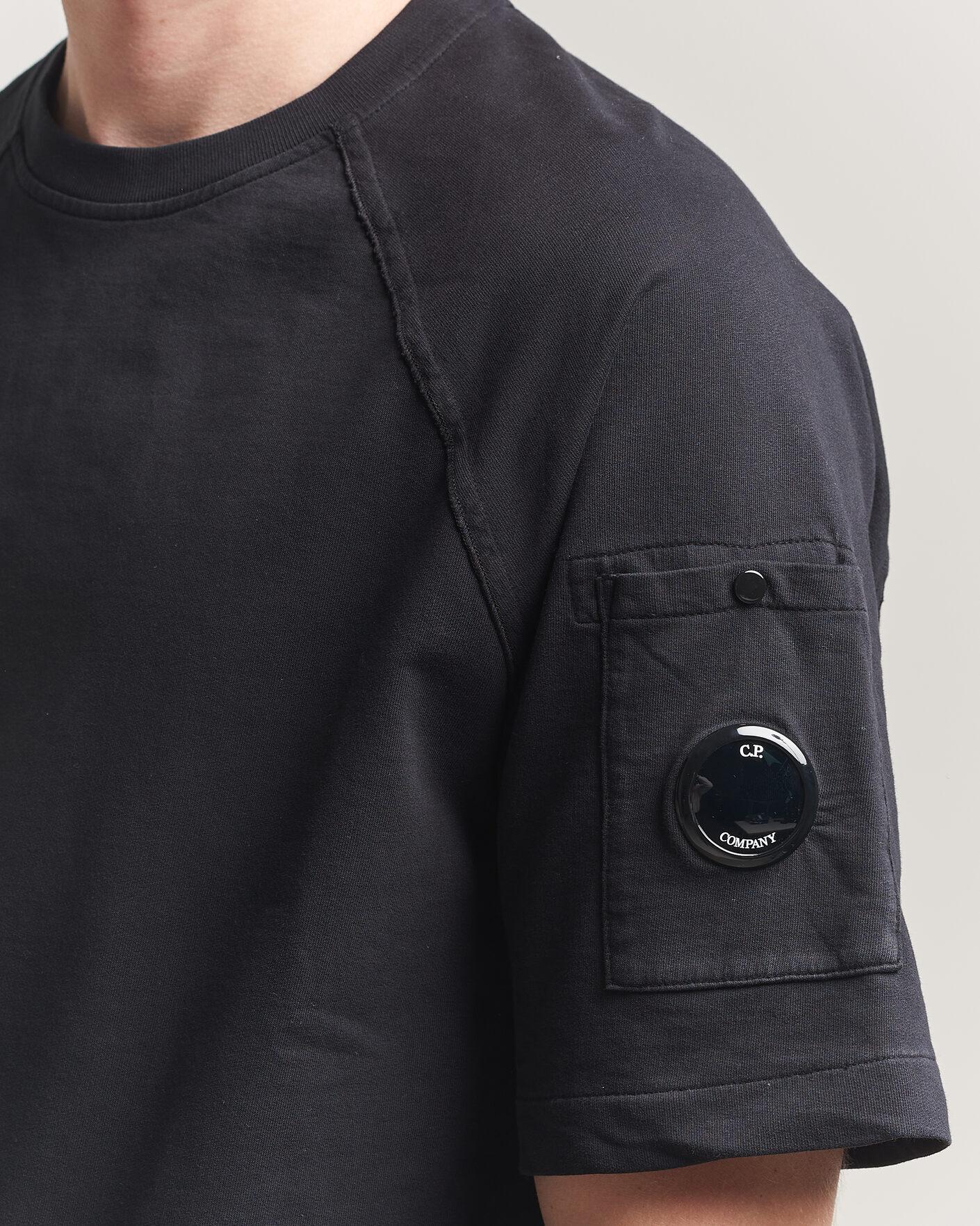 Herr | T-Shirts | C.P. Company | Heavy Weight Lens T-Shirt Black