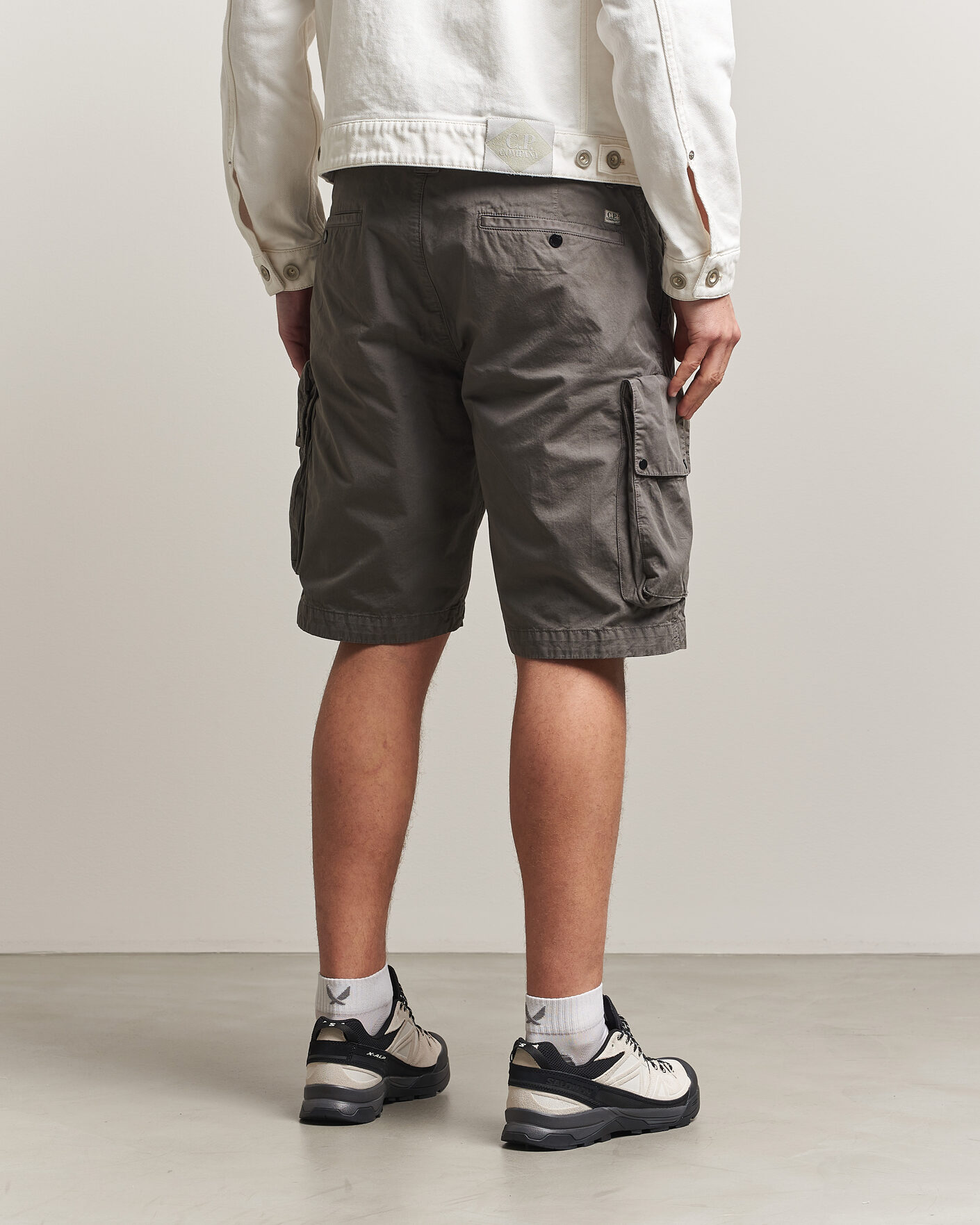 Herr | Shorts | C.P. Company | Cotton Gabardine Cargo Shorts Washed Black